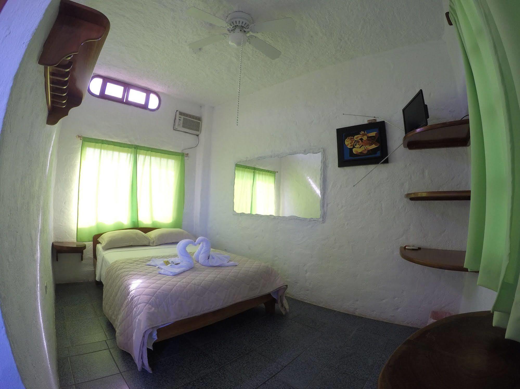 Royal Galapagos Inn Puerto Baquerizo Moreno Ngoại thất bức ảnh