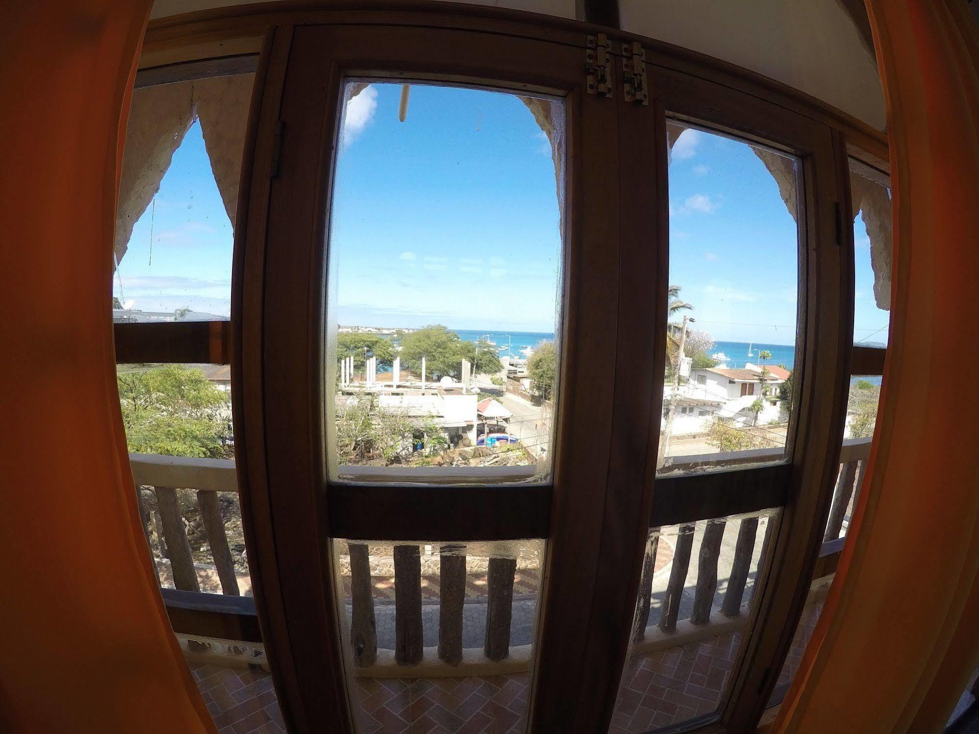 Royal Galapagos Inn Puerto Baquerizo Moreno Ngoại thất bức ảnh